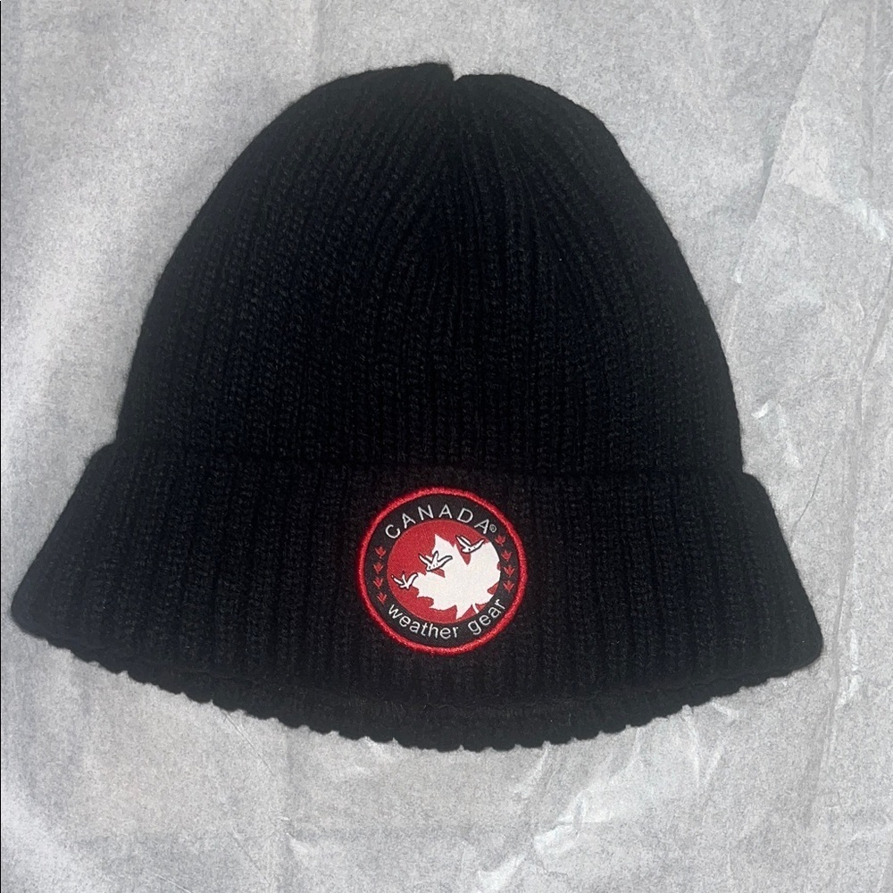 Canada Weather Gear unisex Black Beanie